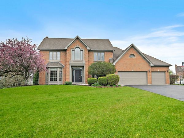 St. Charles, IL 60175