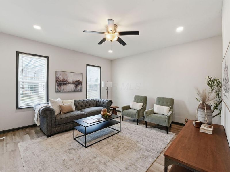 323 W Park Avenue, Columbus, OH 43223 Photo 12