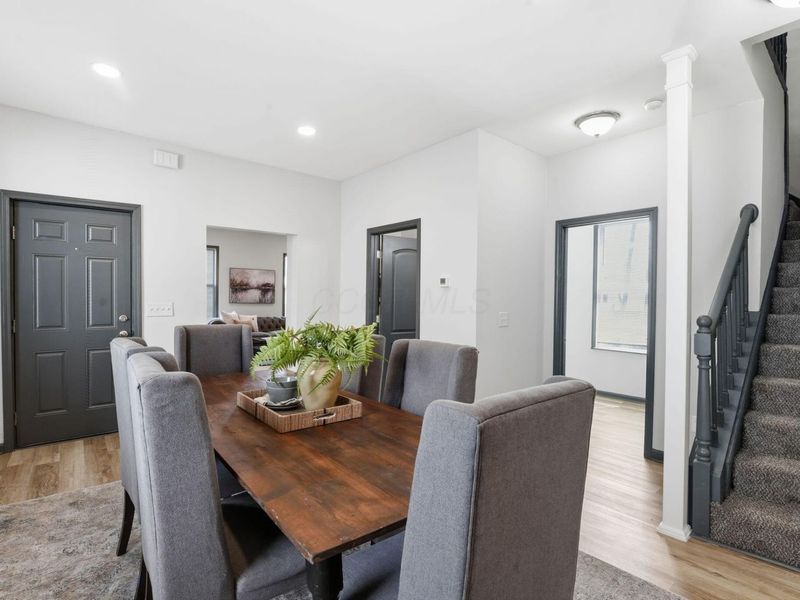 323 W Park Avenue, Columbus, OH 43223 Photo 18