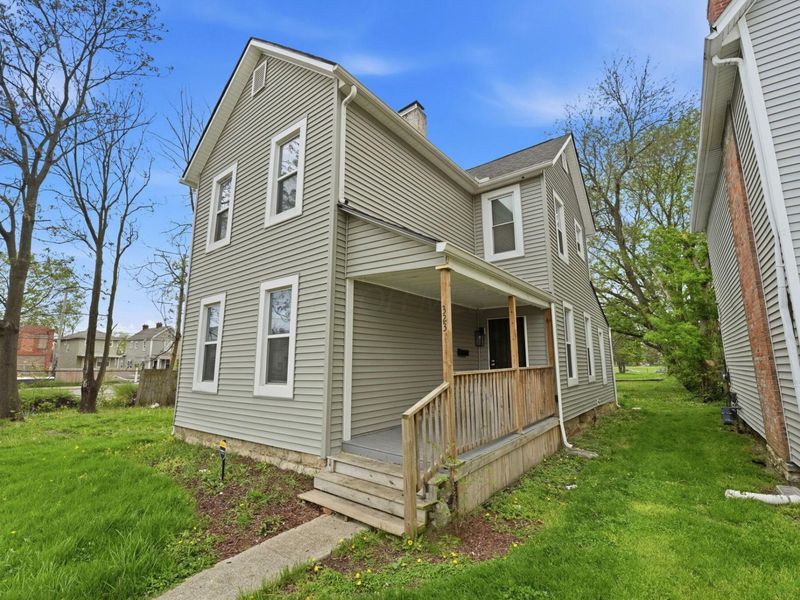 323 W Park Avenue, Columbus, OH 43223 Photo 2