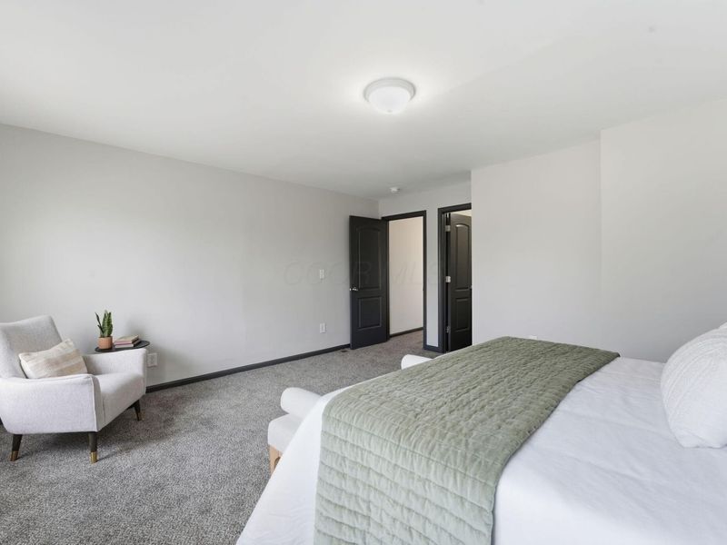 323 W Park Avenue, Columbus, OH 43223 Photo 38