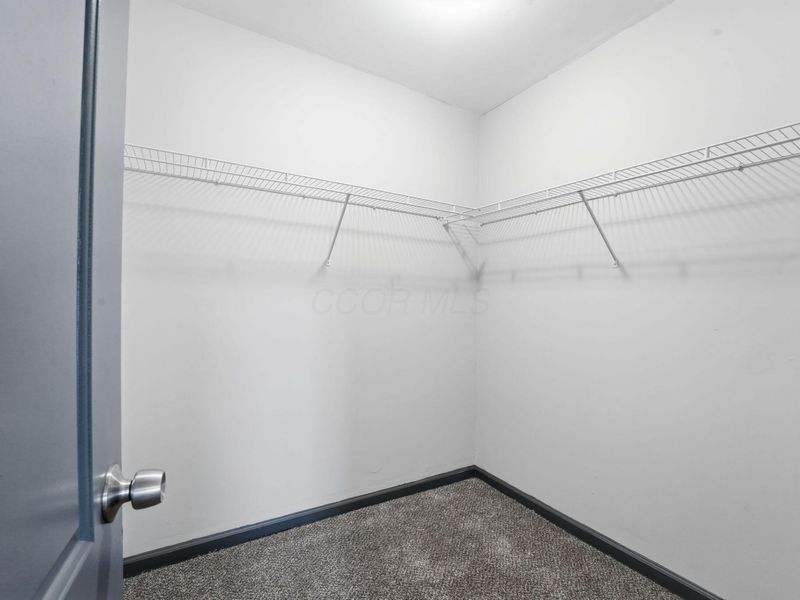 323 W Park Avenue, Columbus, OH 43223 Photo 39