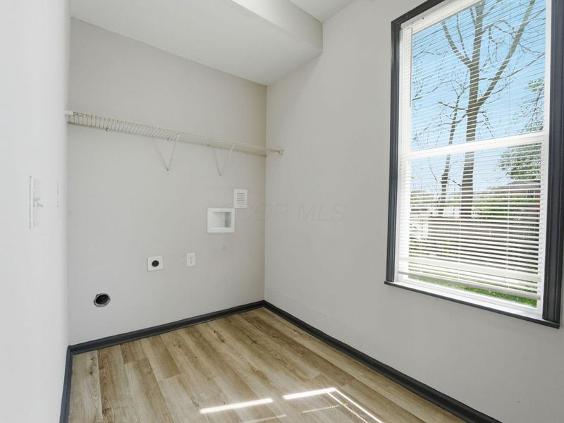 323 W Park Avenue, Columbus, OH 43223 Photo 41