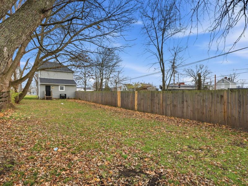 323 W Park Avenue, Columbus, OH 43223 Photo 49