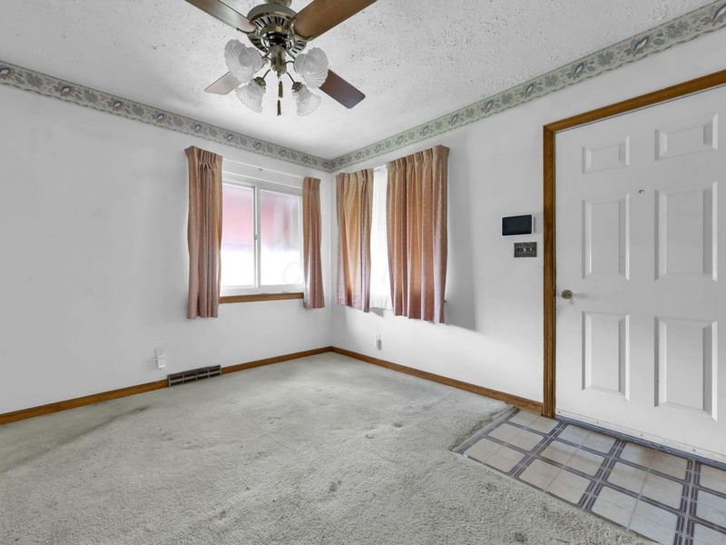 1175 E 23rd Avenue , Columbus, OH 43211 Photo 9