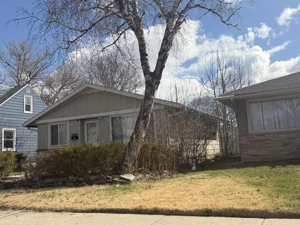 5718 N 80th STREET, Milwaukee, WI 53218