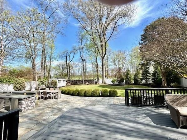 21 Midland Street , Cold Spring Harbor, NY 11724