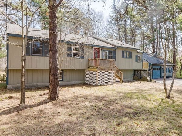 25 Highstone St, Taunton, MA 02718