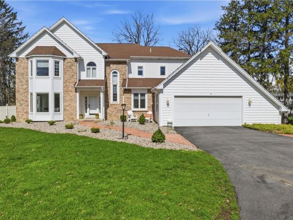 6 Shadow Creek , Penfield, NY 14526