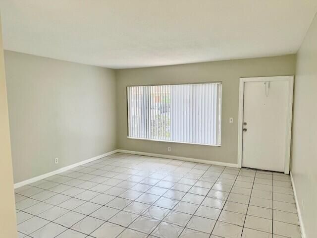 2303 S Federal Highway, Unit 5, Boynton Beach, FL 33435 Photo