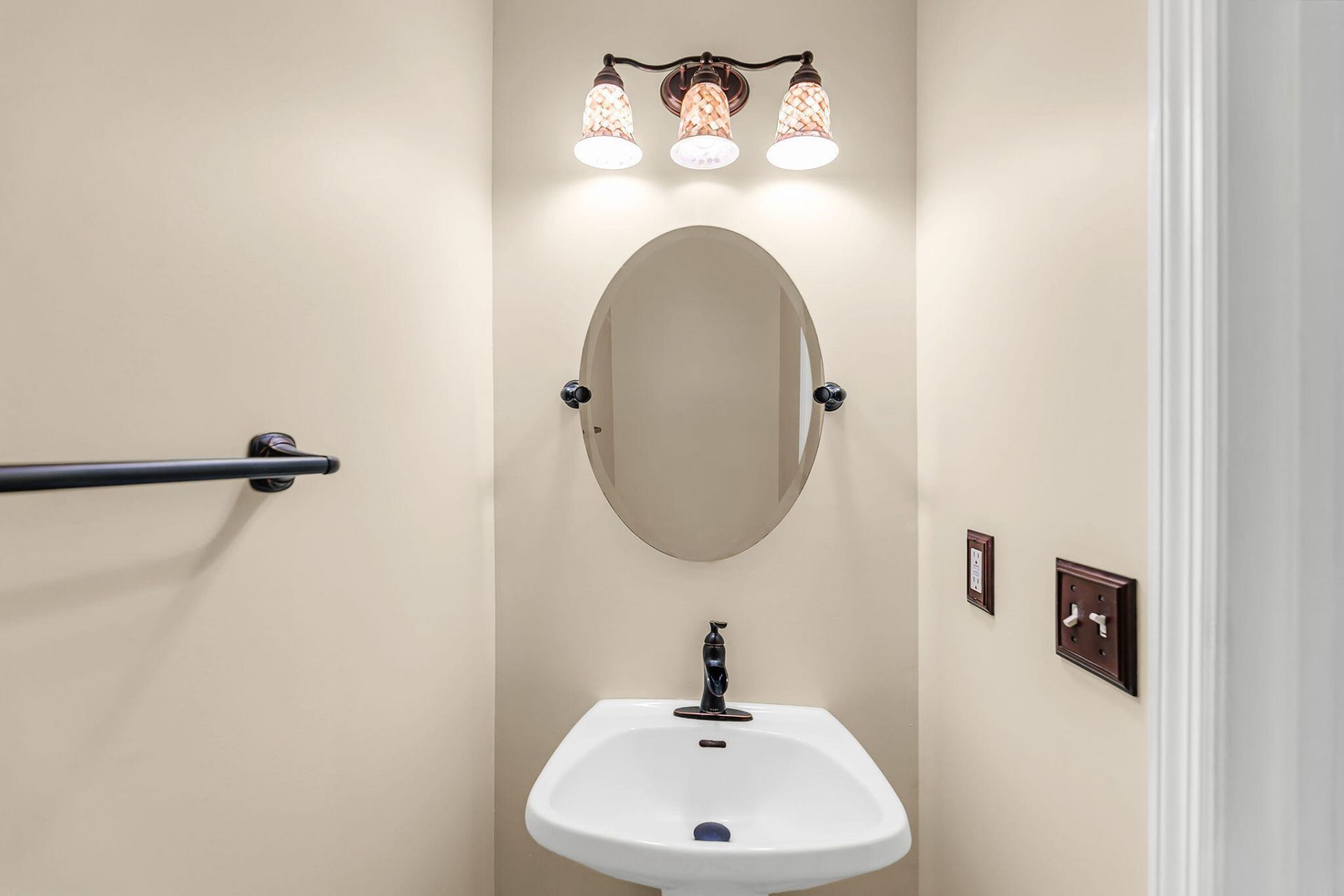 152 Droos Way Photo 15