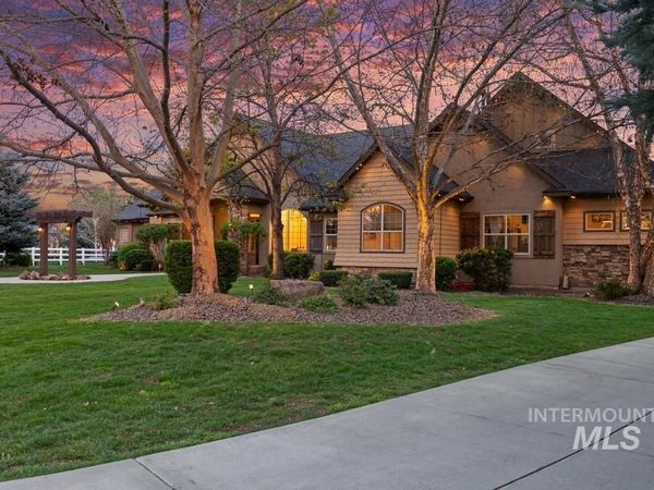 3665 W Fieno Ct, Eagle, ID 83616