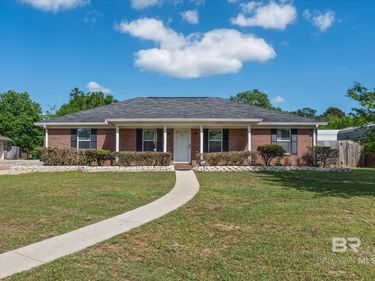 2062 Joshua Court, Semmes, AL 36575