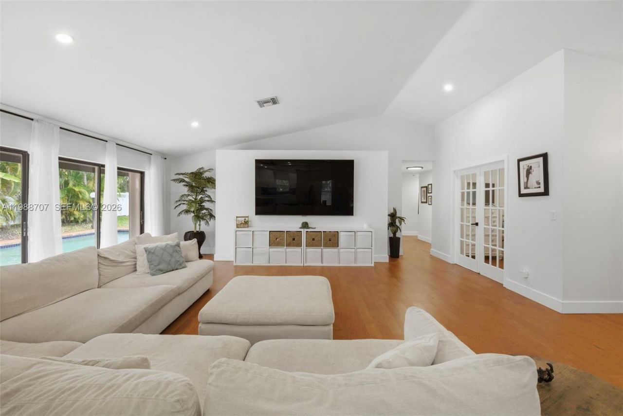 395 NW 89th Ln, Coral Springs, FL 33071 Photo