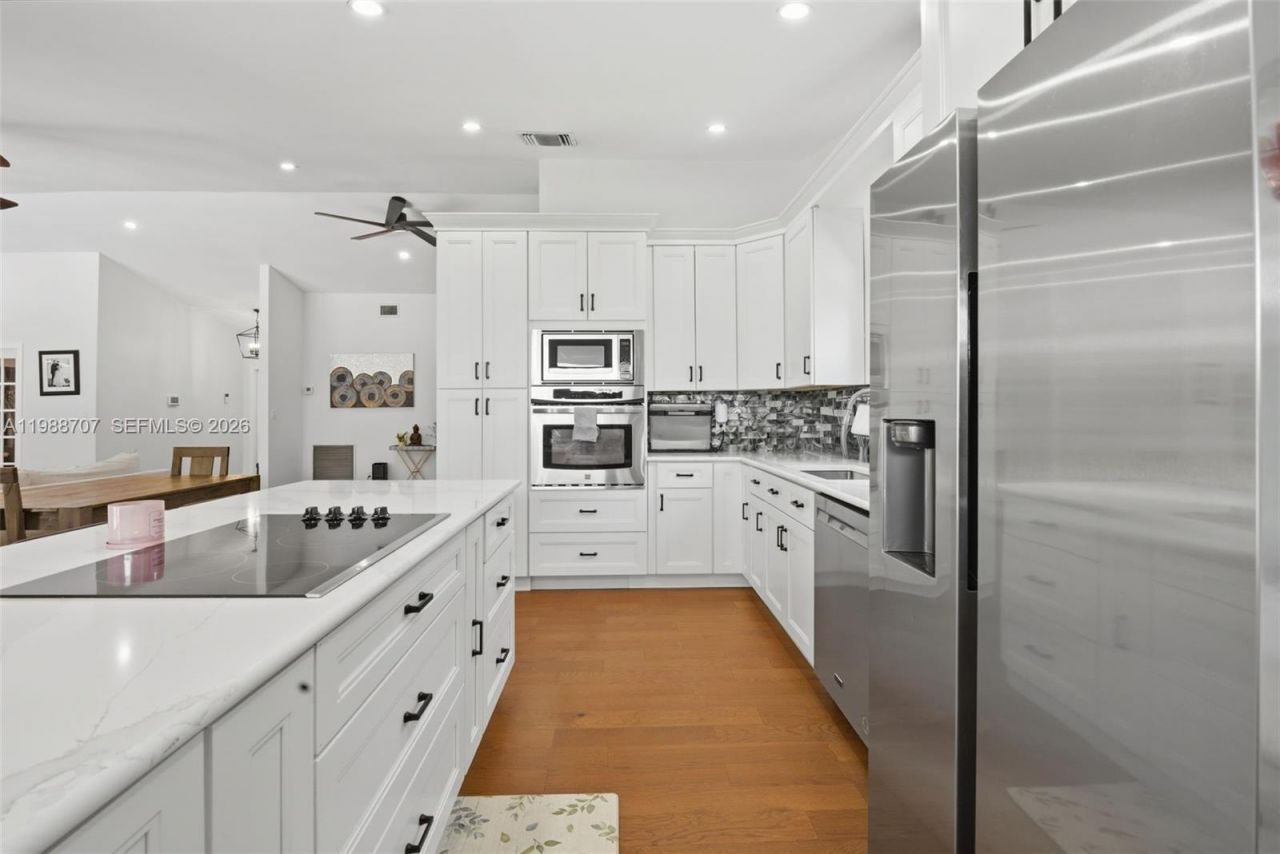 395 NW 89th Ln, Coral Springs, FL 33071 Photo