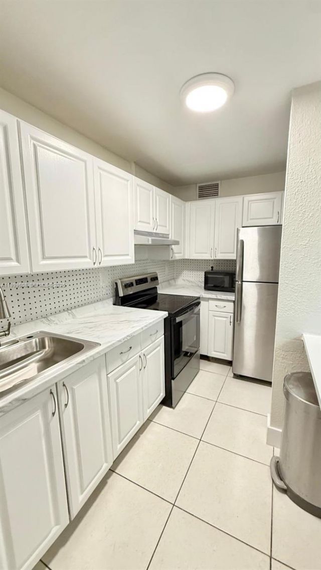 17650 NW 68th Ave, Unit A2001, Hialeah, FL 33015 Photo