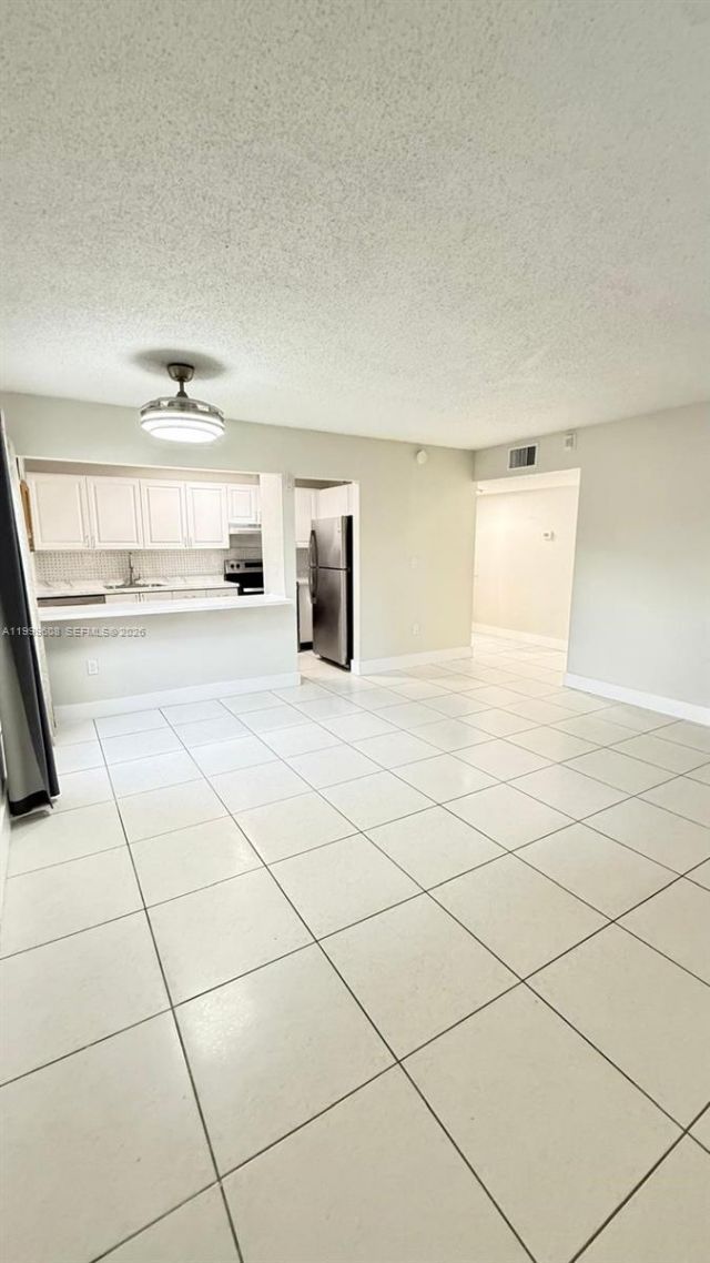 17650 NW 68th Ave, Unit A2001, Hialeah, FL 33015 Photo