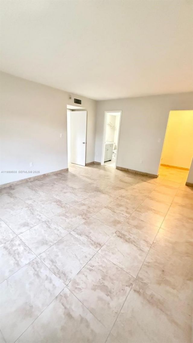 17650 NW 68th Ave, Unit A2001, Hialeah, FL 33015 Photo