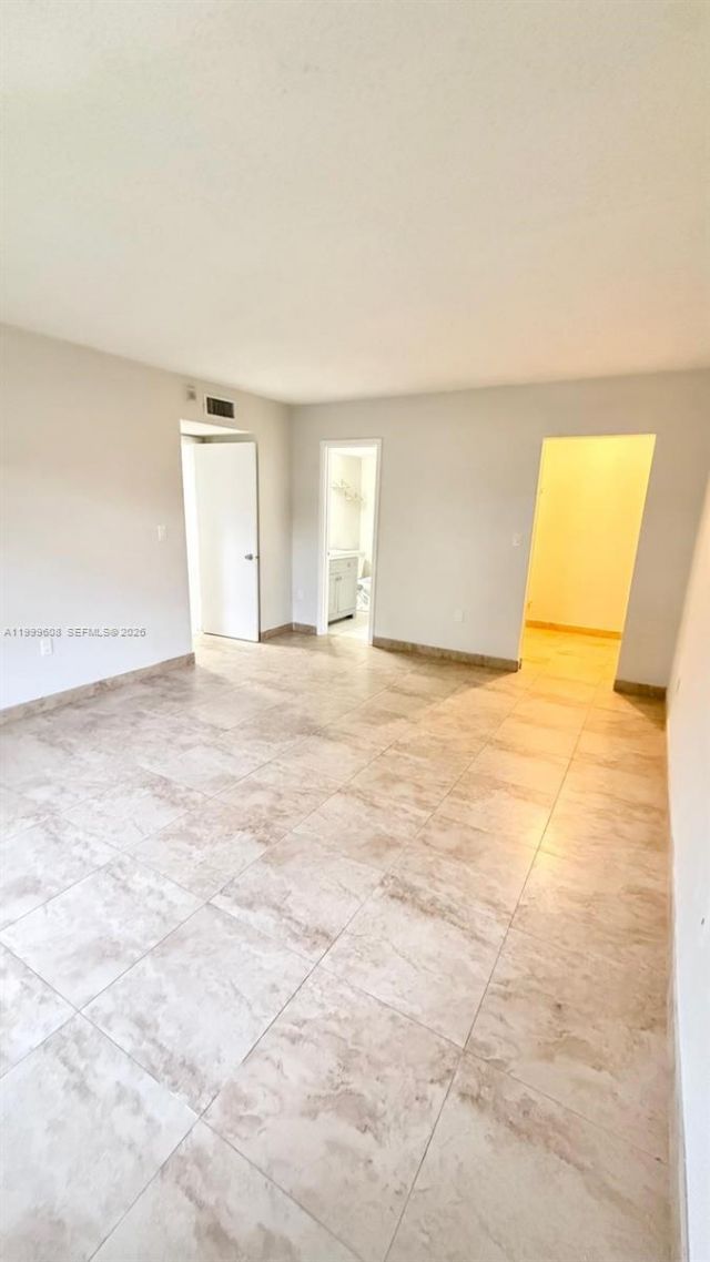17650 NW 68th Ave, Unit A2001, Hialeah, FL 33015 Photo