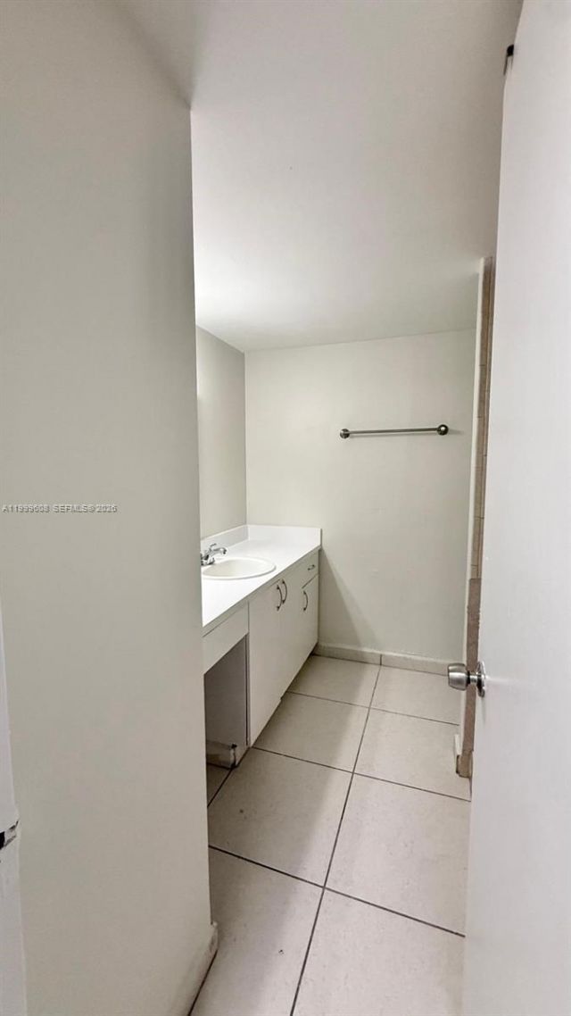 17650 NW 68th Ave, Unit A2001, Hialeah, FL 33015 Photo