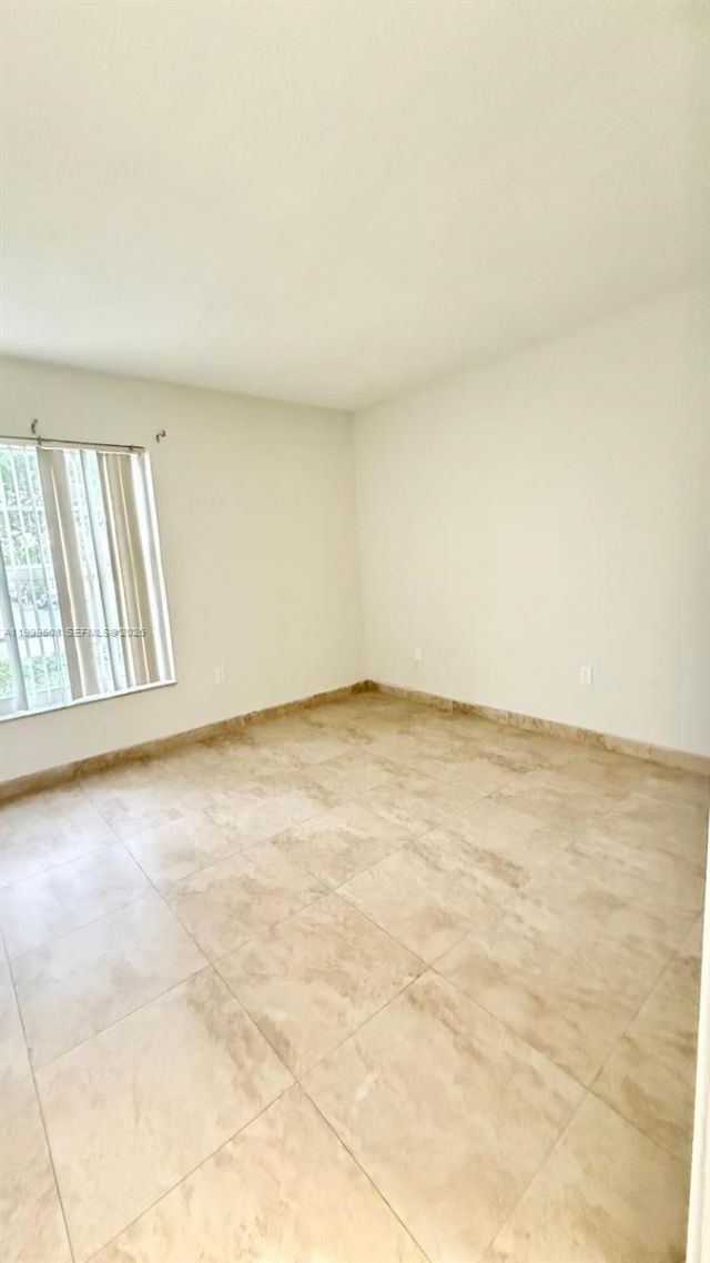 17650 NW 68th Ave, Unit A2001, Hialeah, FL 33015 Photo