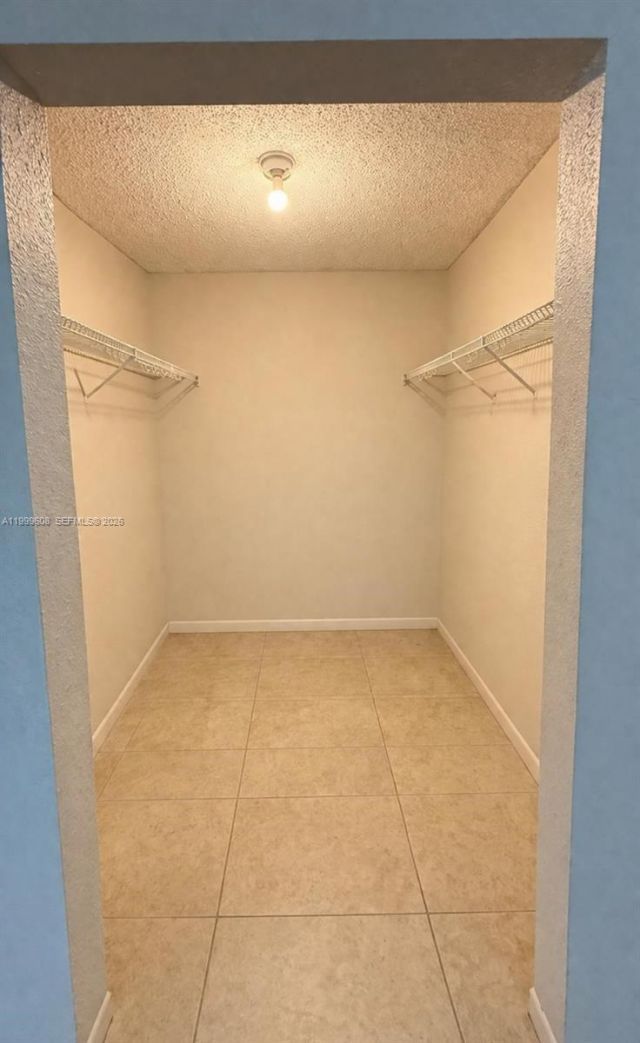 17650 NW 68th Ave, Unit A2001, Hialeah, FL 33015 Photo