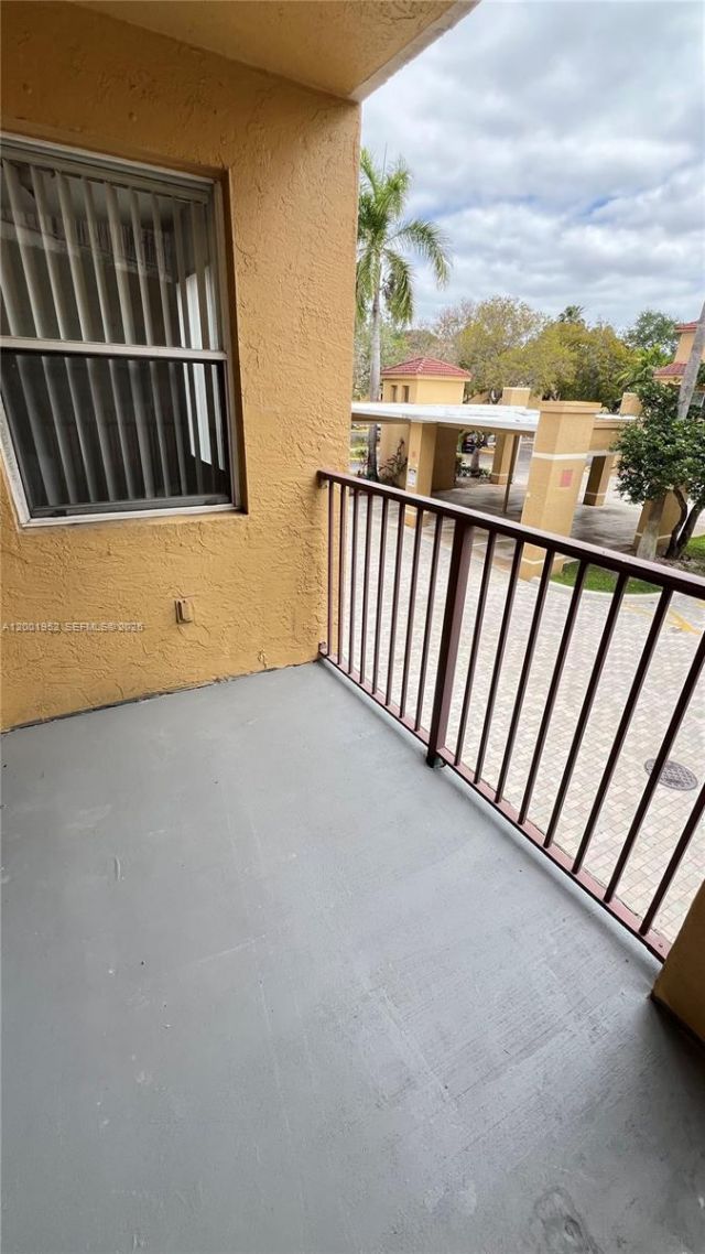 771 N Pine Island Rd, Unit 211, Plantation, FL 33324 Photo