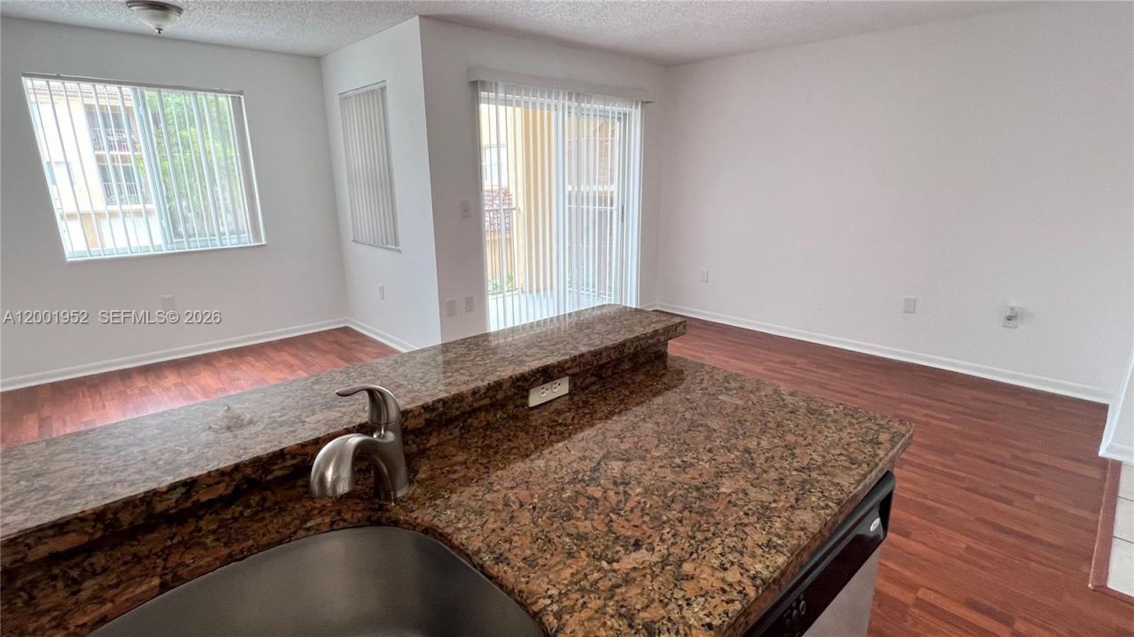 771 N Pine Island Rd, Unit 211, Plantation, FL 33324 Photo