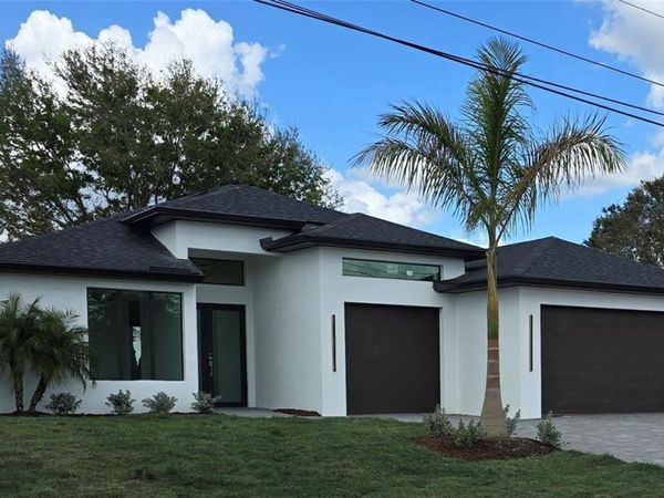 529 N Theodore Vail , Lehigh Acres, FL 33974