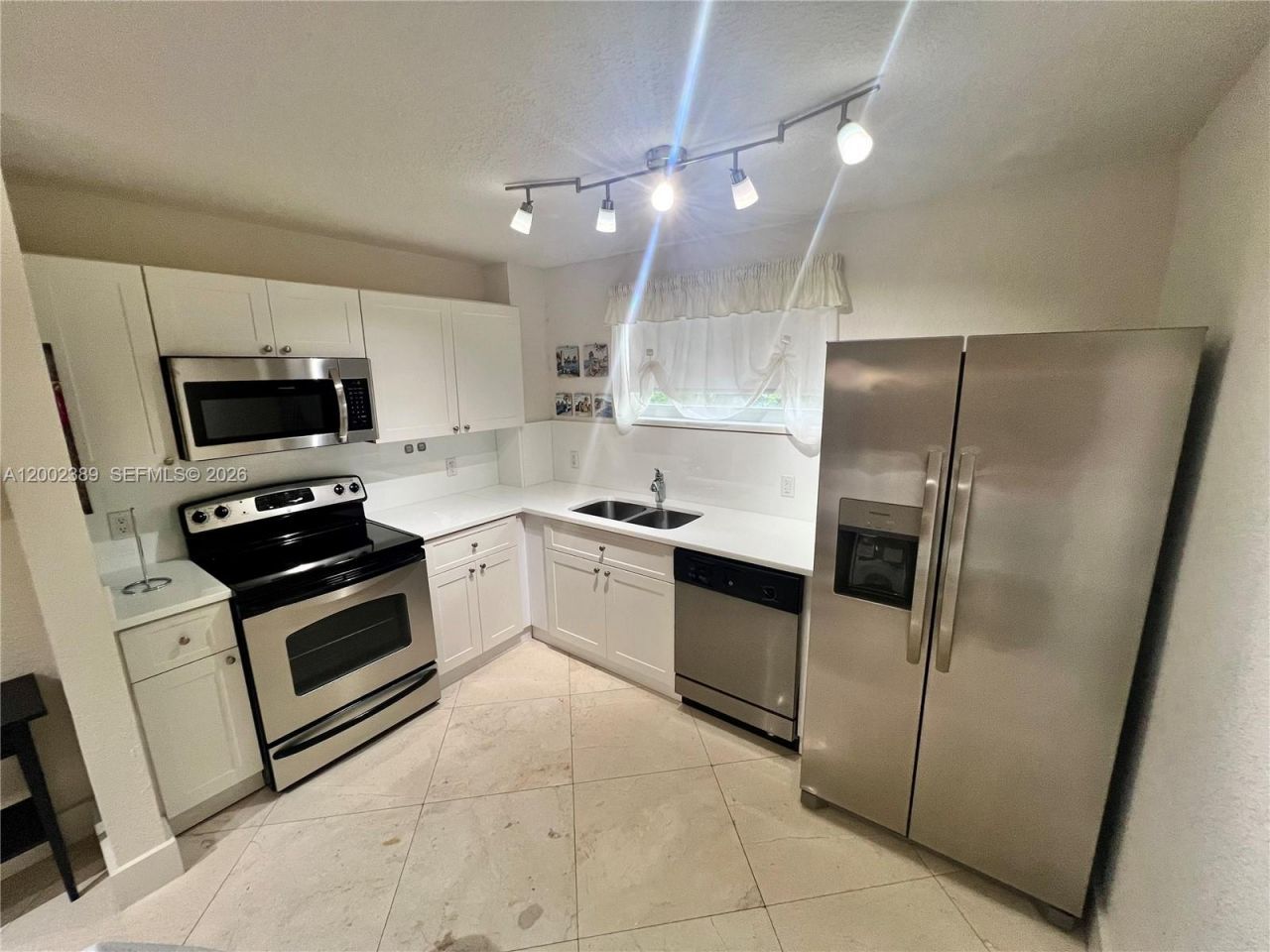 1750 James Ave, Unit 5D, Miami Beach, FL 33139 Photo