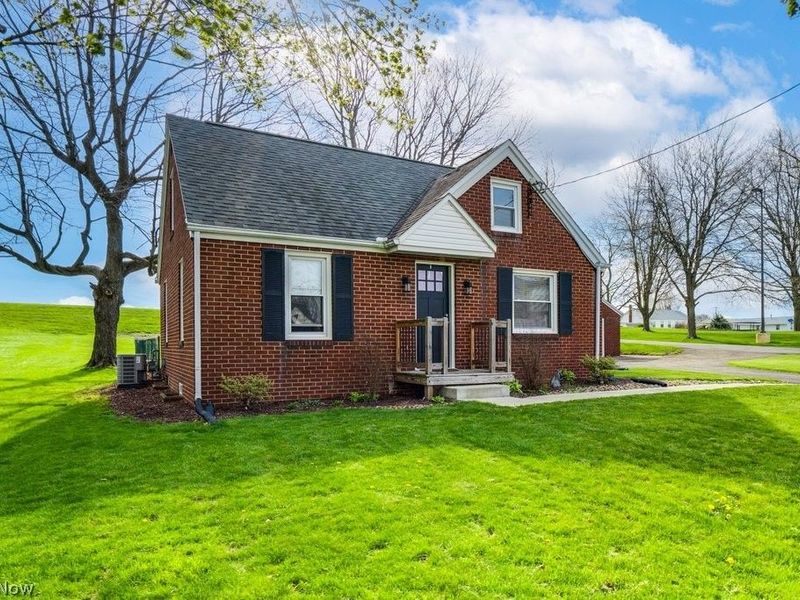 12700 Bixler Avenue NE, Hartville, OH 44632 Photo 2