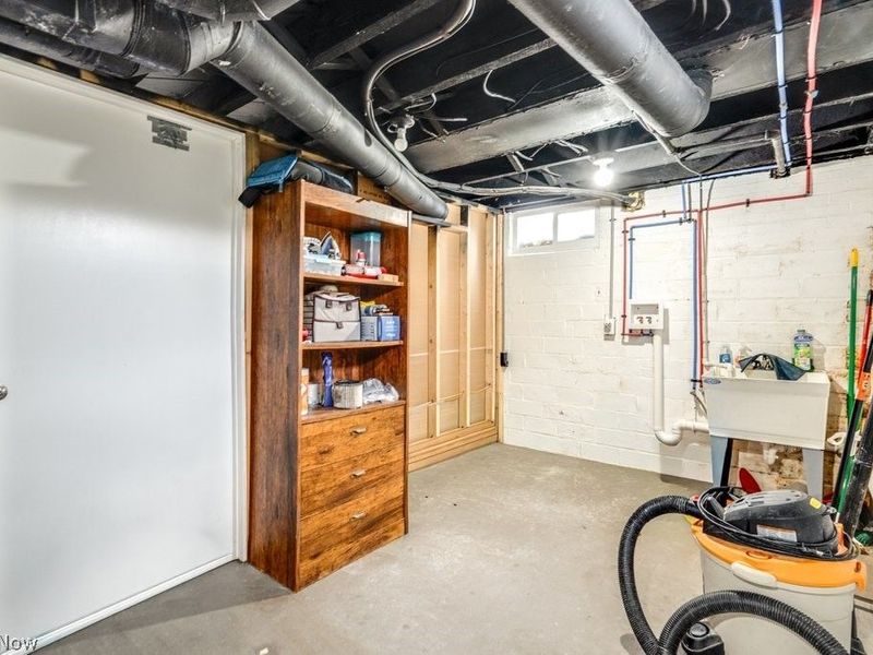 12700 Bixler Avenue NE, Hartville, OH 44632 Photo 32