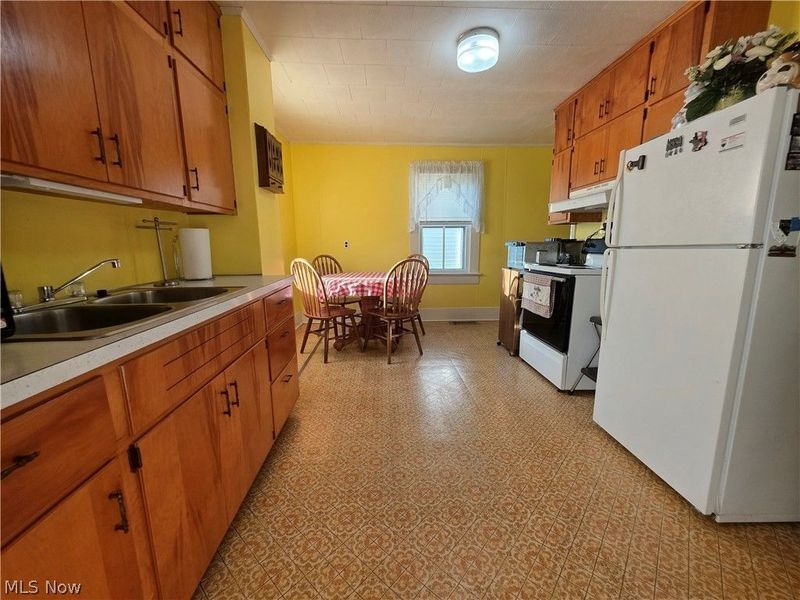 342 N Bridge Street, Newcomerstown, OH 43832 Photo 15