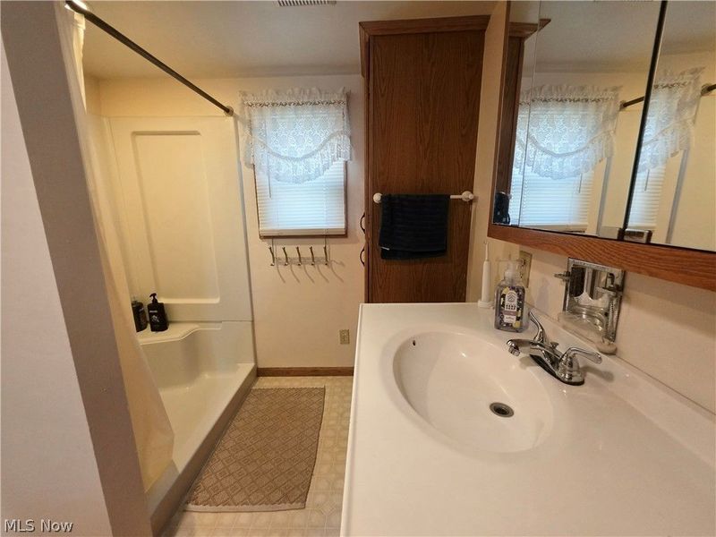 342 N Bridge Street, Newcomerstown, OH 43832 Photo 16