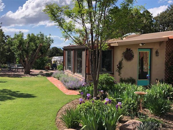 27 Old Agua Fria East , Santa Fe, NM 87508