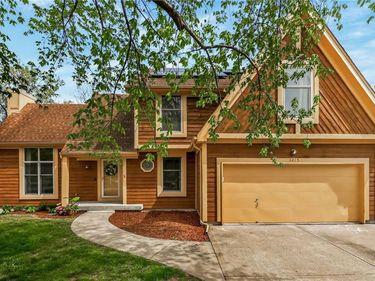 3415 Rock Creek Drive, Kansas City, MO 64116
