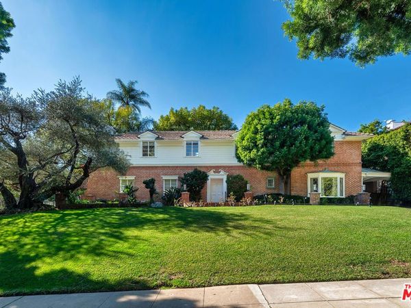 701 N Arden Drive, Beverly Hills, CA 90210