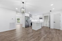 108 Dale Avenue photo 4