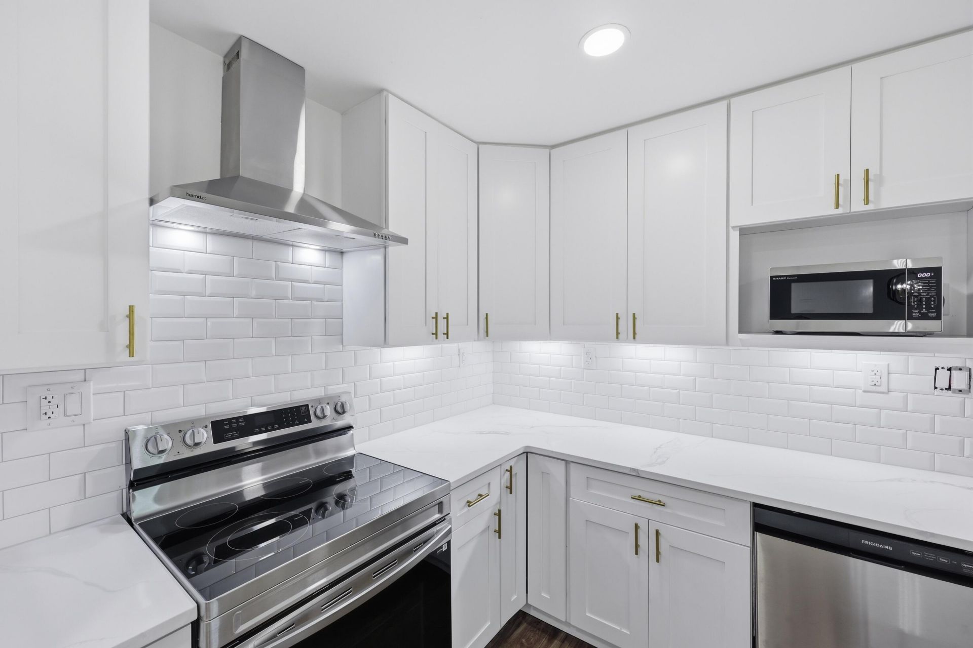 108 Dale Avenue Photo 6