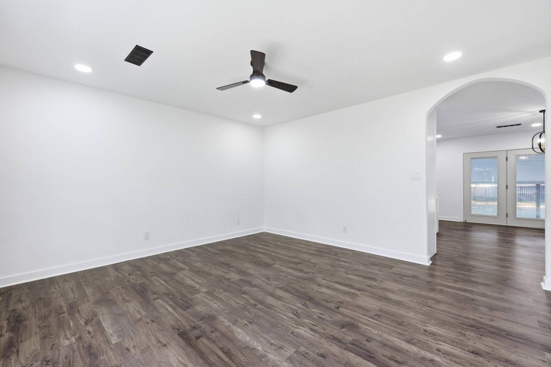 108 Dale Avenue Photo 8