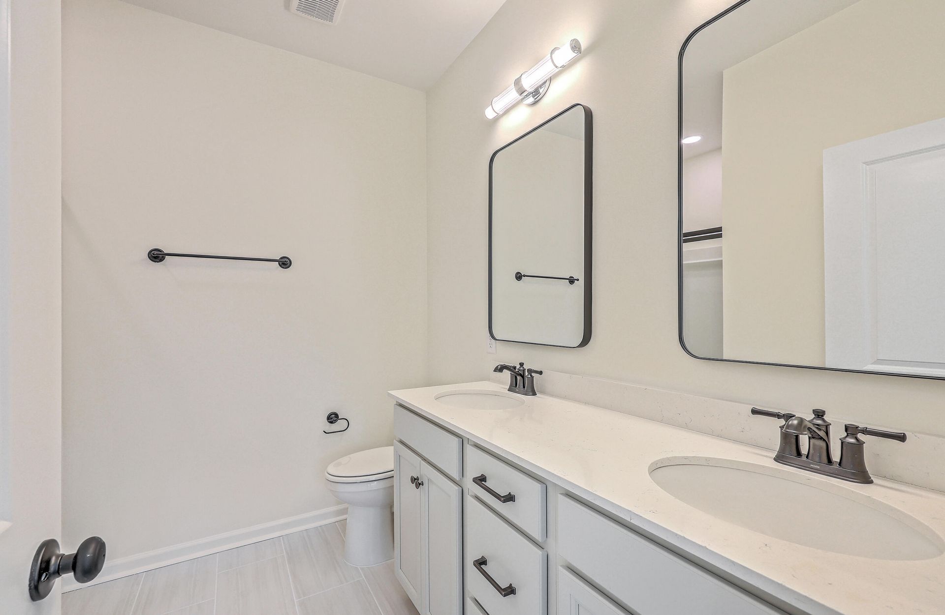 505 New Regenia Place Photo 18