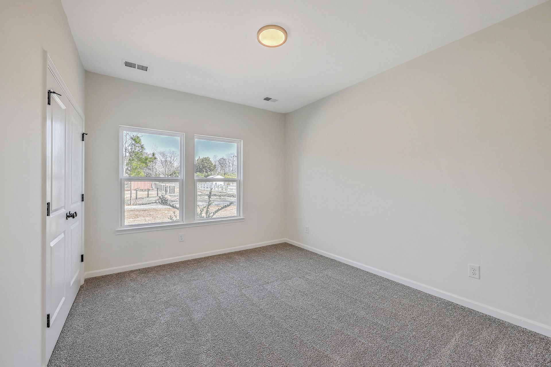 505 New Regenia Place Photo 20