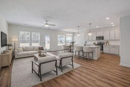 505 New Regenia Place photo 4