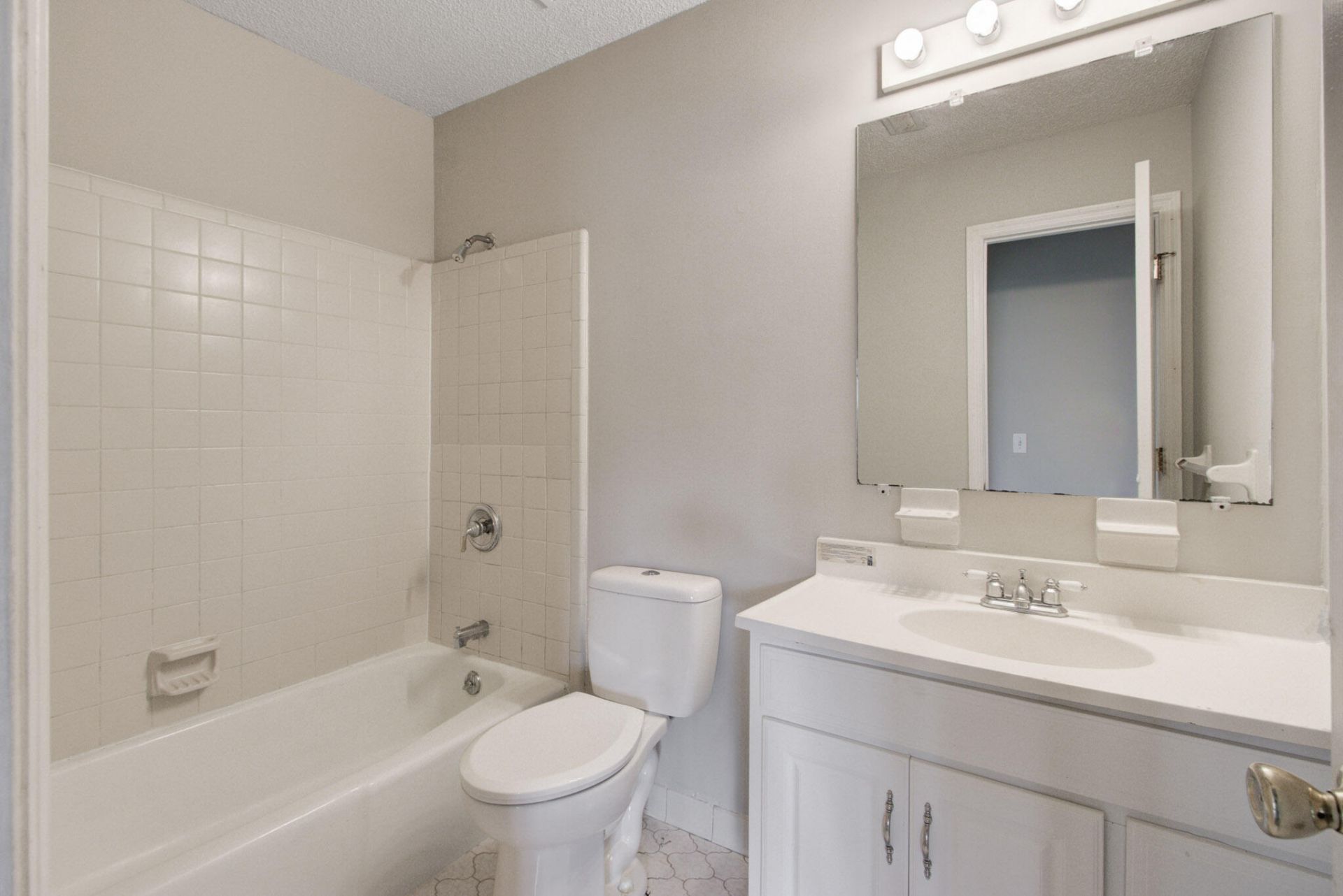 1860 Piper Drive Photo 13