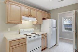 1860 Piper Drive photo 4