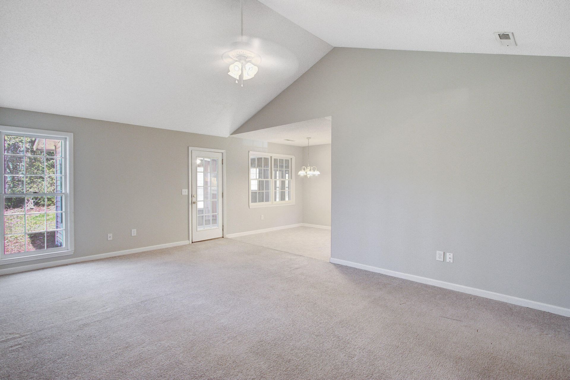 1860 Piper Drive Photo 6