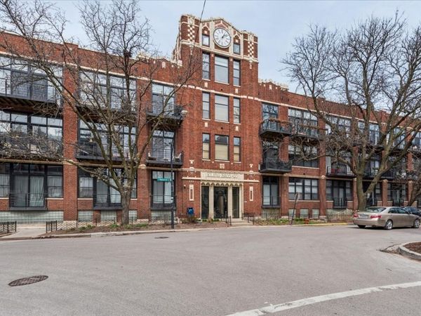 2300 W WABANSIA Avenue , Unit 301, Chicago, IL 60647