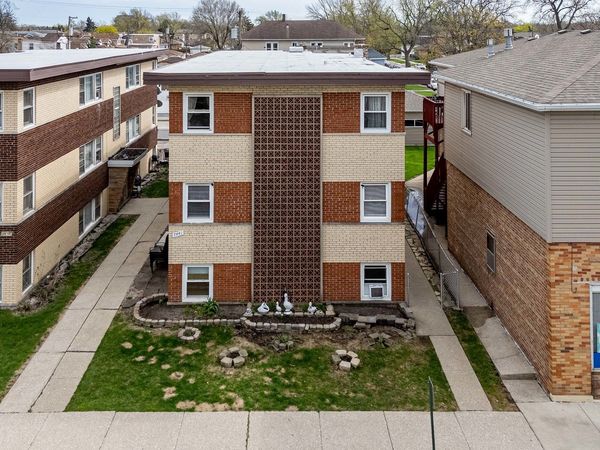 7441 W Fullerton Avenue , Unit 1N, Elmwood Park, IL 60707