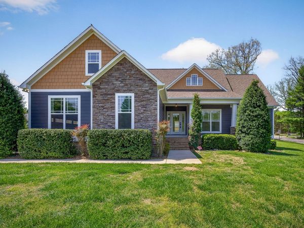 4838 Edgebrook Dr , Cookeville, TN 38506