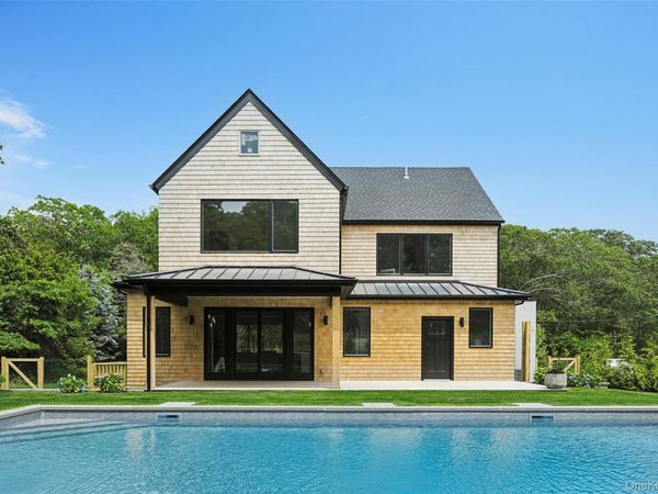 57 Newtown Road, Hampton Bays, NY 11946